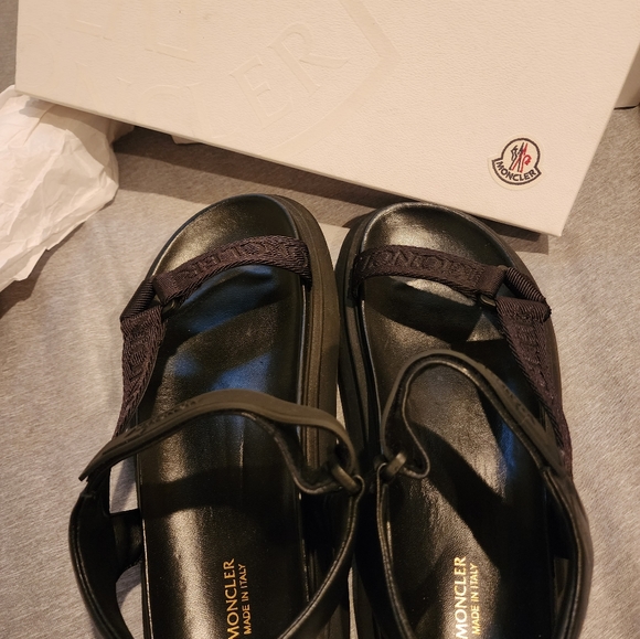 NWT Moncler Catura Black Sandals Size 40 - Picture 13 of 14